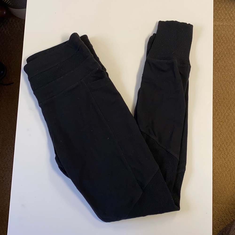 Black Athleta leggings